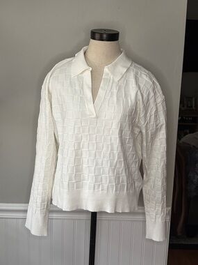 Monrow Ivory Checker Knit V-Neck Sweater